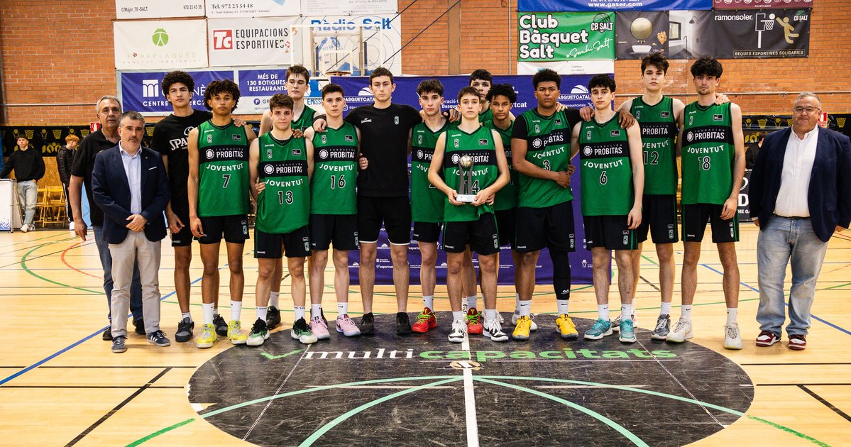 🥈 El Júnior masculí, subcampió de Catalunya 🟢⚫️ La Penya perd contra el Barça a la final per 74 a 84. Els de Javi Aparicio jugaran el Campionat d’Espanya el pròxim cap de setmana a Huelva (28 abril – 4 maig) La notícia: bit.ly/4aLycre #SomElBressol #BadalonaÉsFutur