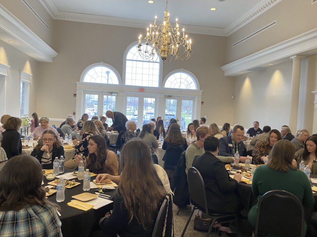 Supporting women leaders goes along way in harnessing a wider range of perspectives & ideas, which can lead to innovative solutions of complex issues. @DukeEnergy sponsorship of the celebrate women event in @ConnersvilleGOV reminded us the future is bright #womenleadership #DEI