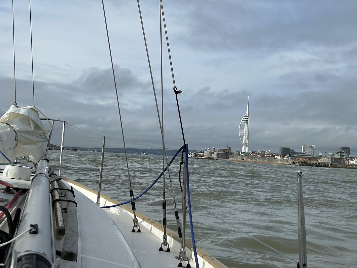 Last week an @URNUYorkshire student had the opportunity to go offshore sailing with Joint Services Adventure Training and gain his competent crew qualification. OC Wrightson said, “The weather made for an interesting challenge but just made us come together as a crew even more.”