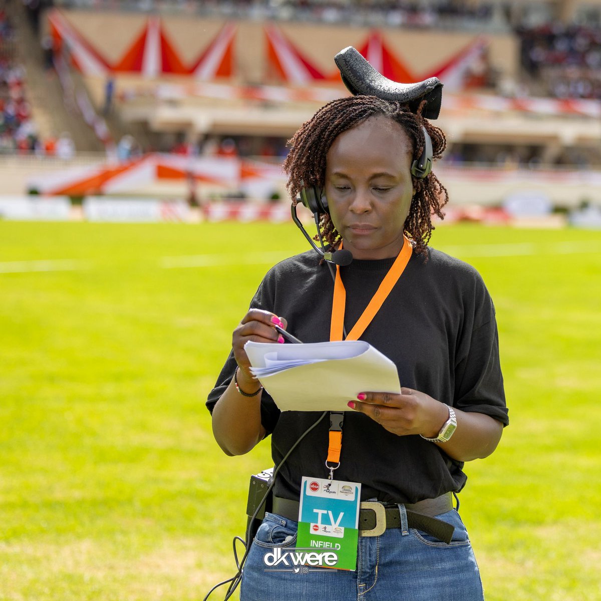 Fantastic Saturday at 5th edition of #KipKeinoClassic working for Live Eye as a track spotter - a specialist in TV Production & athletics. Spotter informs the director of the track on goings like-DNS, change of times etc. 📸 1&4 @dkwere 2 @OndegoStafford 3 Oliver Ananda