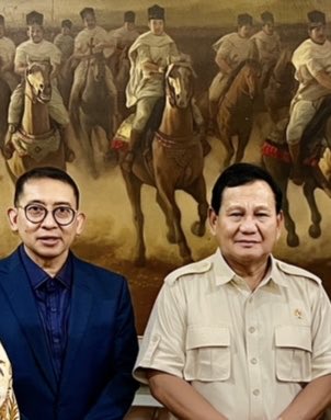 Malam ini memberi ucapan selamat langsung pd Presiden terpilih P ⁦@prabowo⁩ pasca Keputusan MK ⁦@officialMKRI⁩ 22 April 2024. Keputusan ini mencerminkan suara rakyat pd Pilpres 14 Februari 2024. Selamat n Insya Allah menjadi perjalanan Kebangkitan Indonesia Raya.