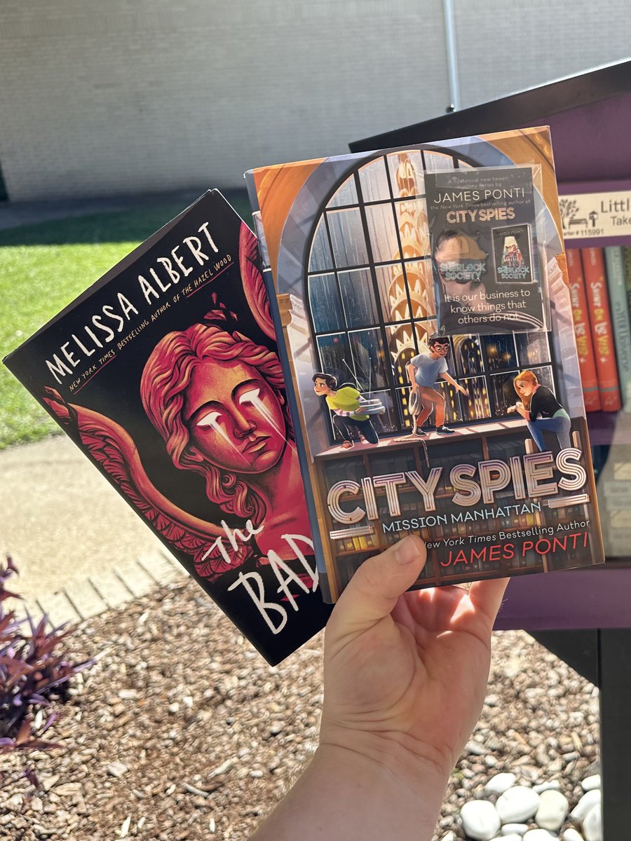 Surprise signed titles have appeared in #LFL115991! Who will get them first from our Little Free Library?! @LtlFreeLibrary @mimi_albert @JamesPonti