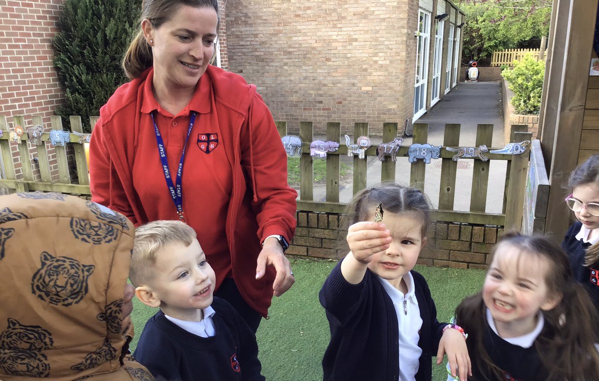 olgheyfs's tweet photo. The children said goodbye to our butterfly. #OLGHeyfs #OLGHscience #lifecycles #butterfly https://t.co/jUg2xpPoBP