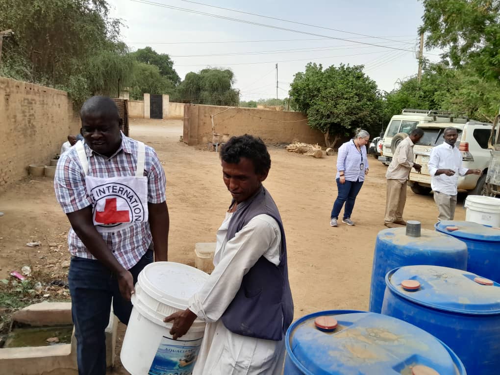 We have supported Water Authority in #Kassala by providing 6 submersible pumps, 2 motors, and 25 drums of Calcium hypochlorite. This will help the authority meet growing demands for water supply, benefiting both the population & displaced communities affected by the conflict.