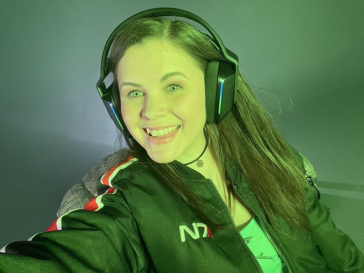 Chani 👾 tweet media