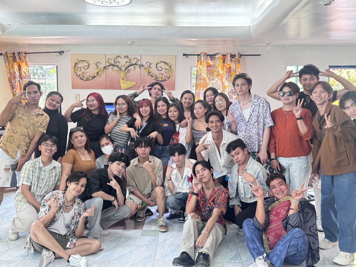 [💌] Jemstones, thank you for celebrating the birthday of NEO Jem with us. This was the first event we held, and without your support, we couldn't make this possible.

We send our gratitude to all sponsors, Neons, admins, and the management who trust us for this event.