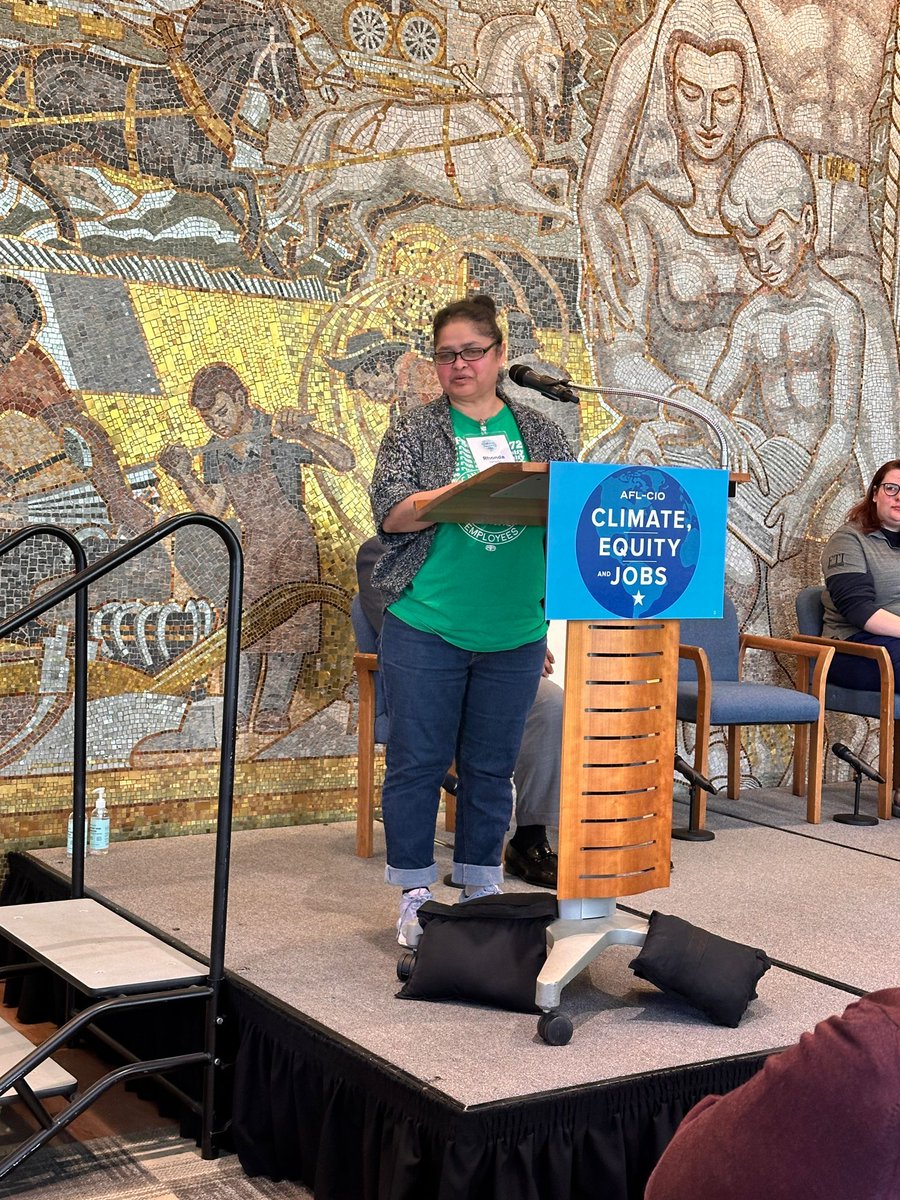 Rhonda, a member of Local 1072 and housekeeper at UMD, is speaking at the @AFLCIO’s Climate, Equity & Jobs Convening about the challenges climate change has created for workers and the need for increasing federal funding to build a worker friendly and sustainable green economy.