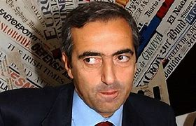 AlienteSolc's tweet photo. @cresce_m Fate parlare solo intellettuali coem questo! Andrete lontano! https://t.co/h081tUfzZ8