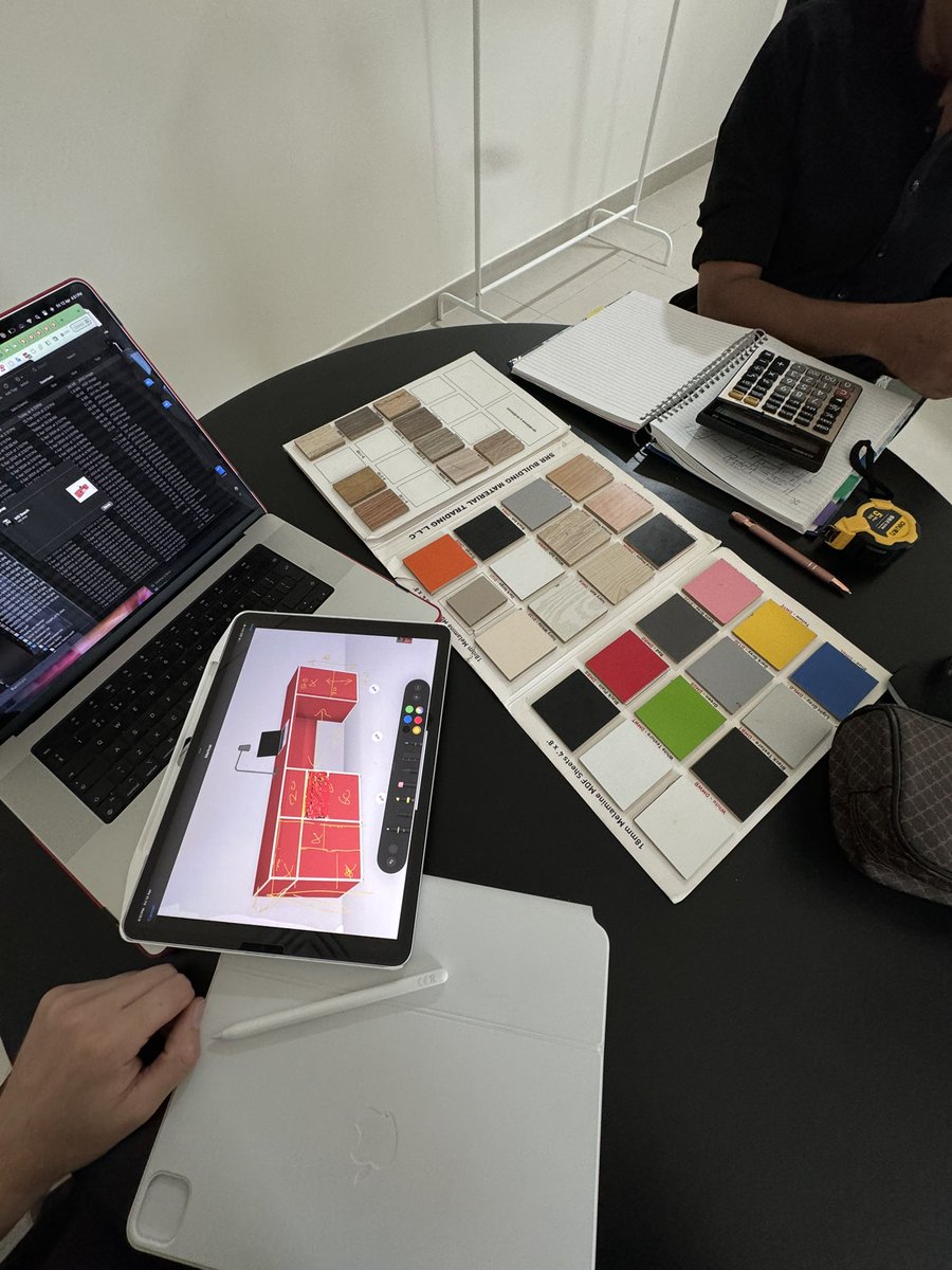 willbeach__'s tweet image. Made a thing. Got a new desk/sideboard designed and built for the Dubai house