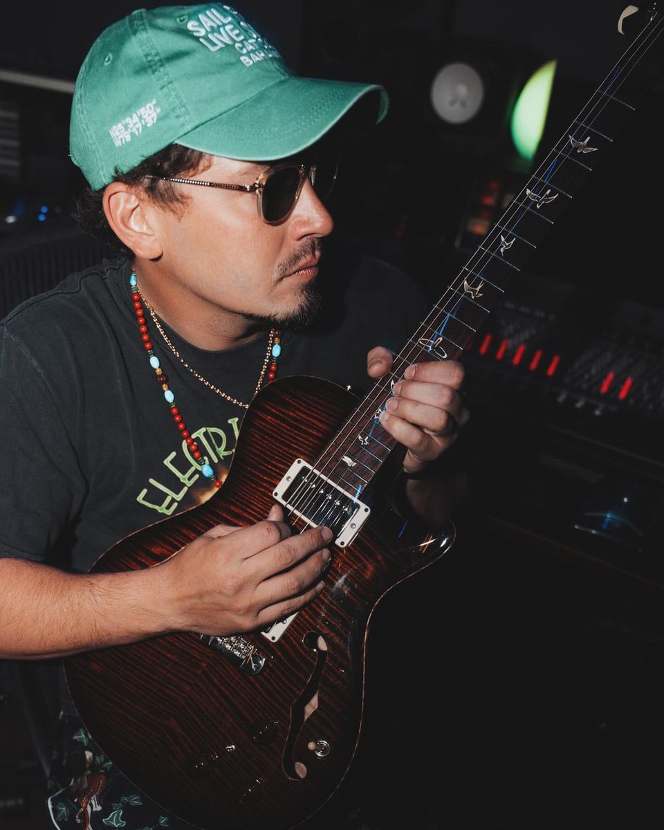 Cris Cab tweet media