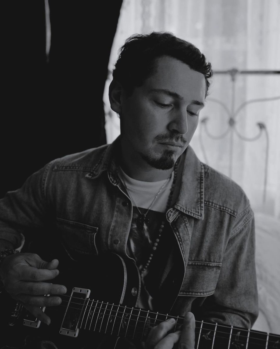 Cris Cab tweet media