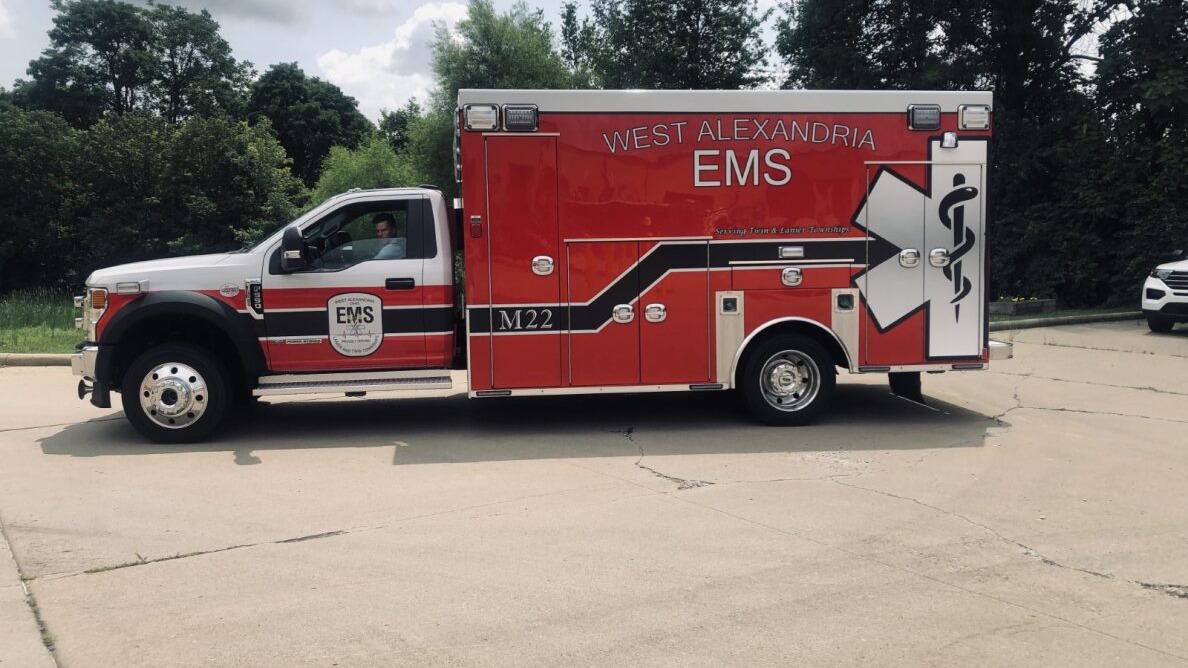 Public service vehicle graphics are among the most effective methods to boost recognition, trust, community engagement, and professionalism on the streets! 🚑🚓 #EMS #EmergencyVehicle #VehicleGraphics