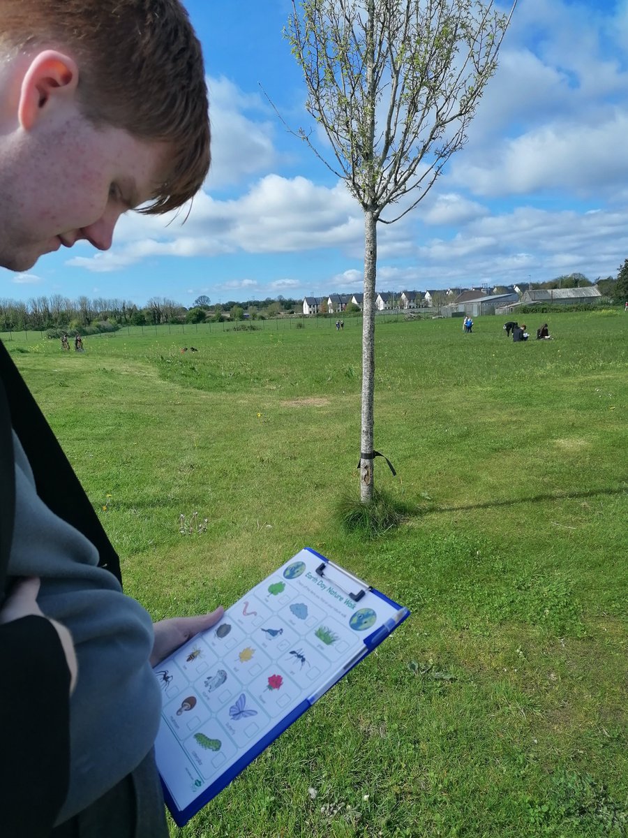 lilolil5's tweet photo. Celebrating Earth Day with a nature savenger hunt. @ClaregalwayColl https://t.co/IzcDRKRwGF