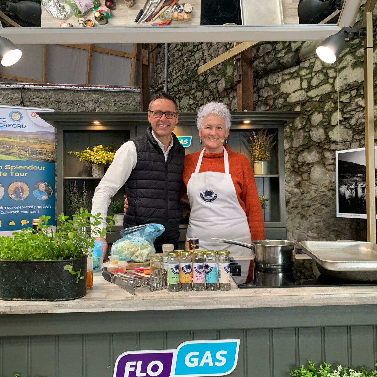 It was a great pleasure to present the Taste Waterford Demo Stage at this year's Waterford Festival of Food. To work with passionate and knowledgeable people is inspiring - and to try their produce was a bonus! Thanks to the @WdFoodFestival #Waterford