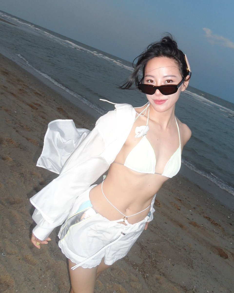ทับทิมขาวๆ 💦💦💦

#สาวสวย #สาวไทย #สาวน่ารัก #สาวน่าเย็ด #ดาราน่าเย็ด #ดาราเอวี #ดาราเดลี่ #ดาราสาว #ดาราไทย #sexy #sexygirl #thaigirl #bikini