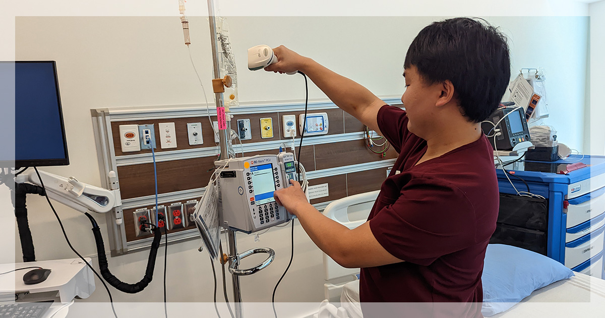 We’re proud to be setting another first in Canada through the roll-out of new technology that allows for our intravenous (IV) pumps to exchange information with our electronic medical records. Read how this innovation is improving patient safety: mackenziehealth.ca/about-us/news/…