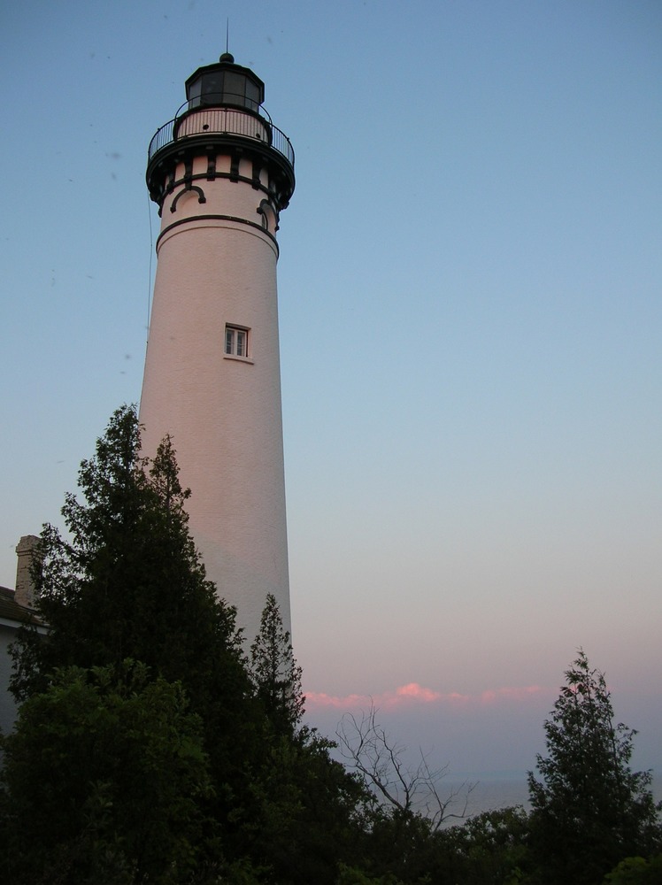 Dunes, lakes and forests can all be discovered at Sleeping Bear Dunes National Lakeshore in northern MI. The landscape is rich in history, with many lighthouses and shipwrecks displaying the shipping heritage of the Great Lakes #EarthMonth