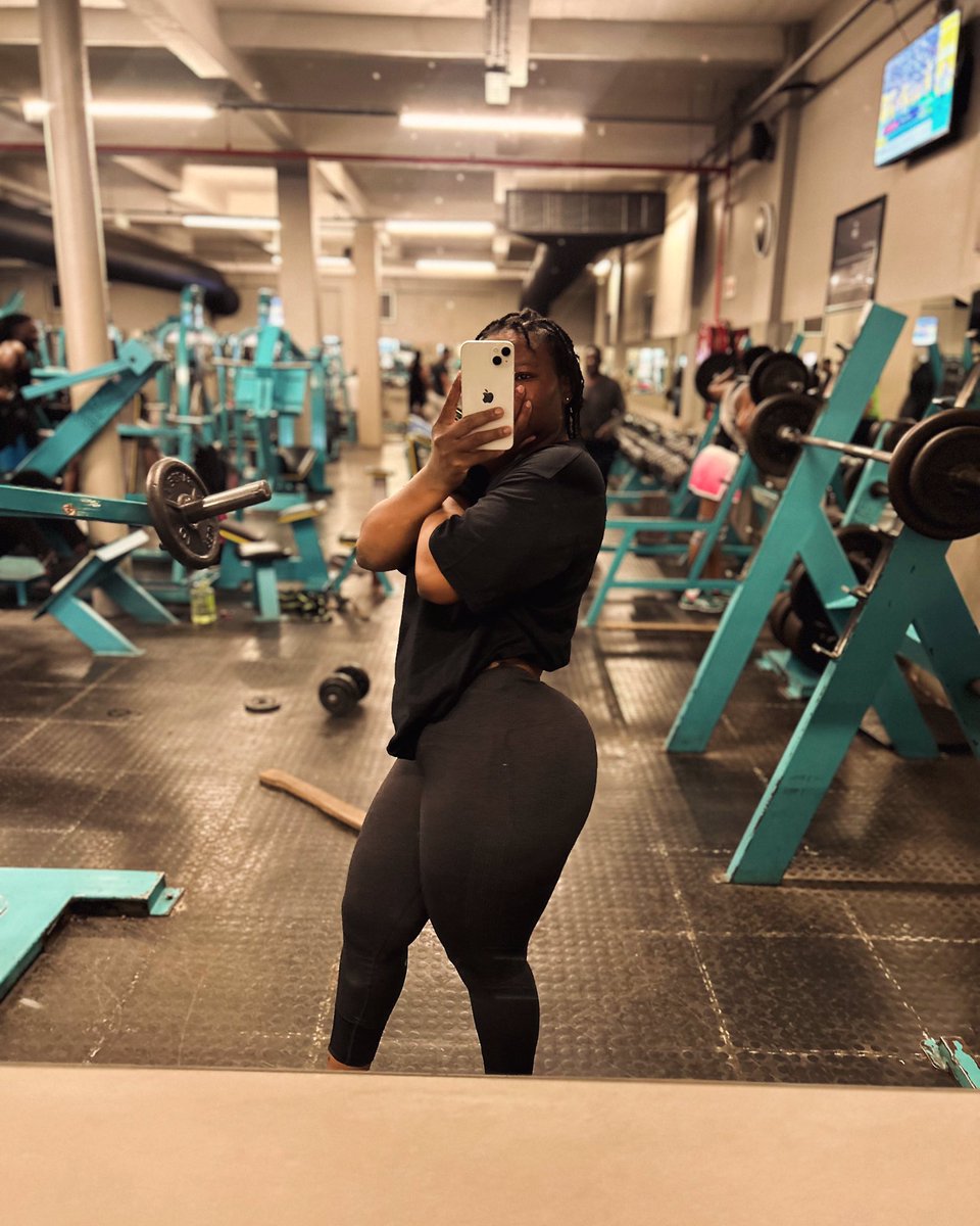 The food.                                The cooker❤️