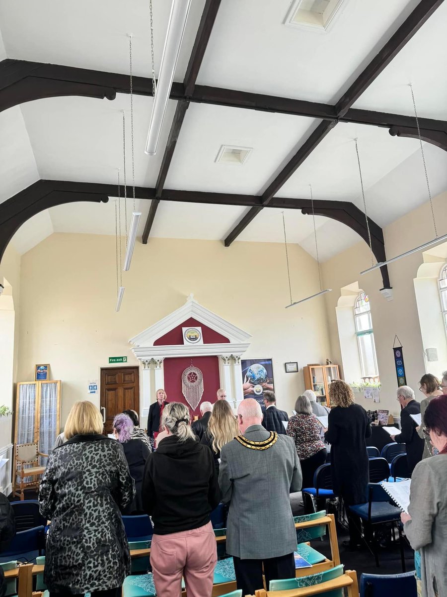 SNU President officially reopens Rhyl &amp; District Spiritualist Centre! 🥳🌻

Following their move into a brand new home in January, this weekend Rhyl &amp; District Spiritualist Centre was officially declared with a rededication service by Minister Jackie Wright, President of the SNU.