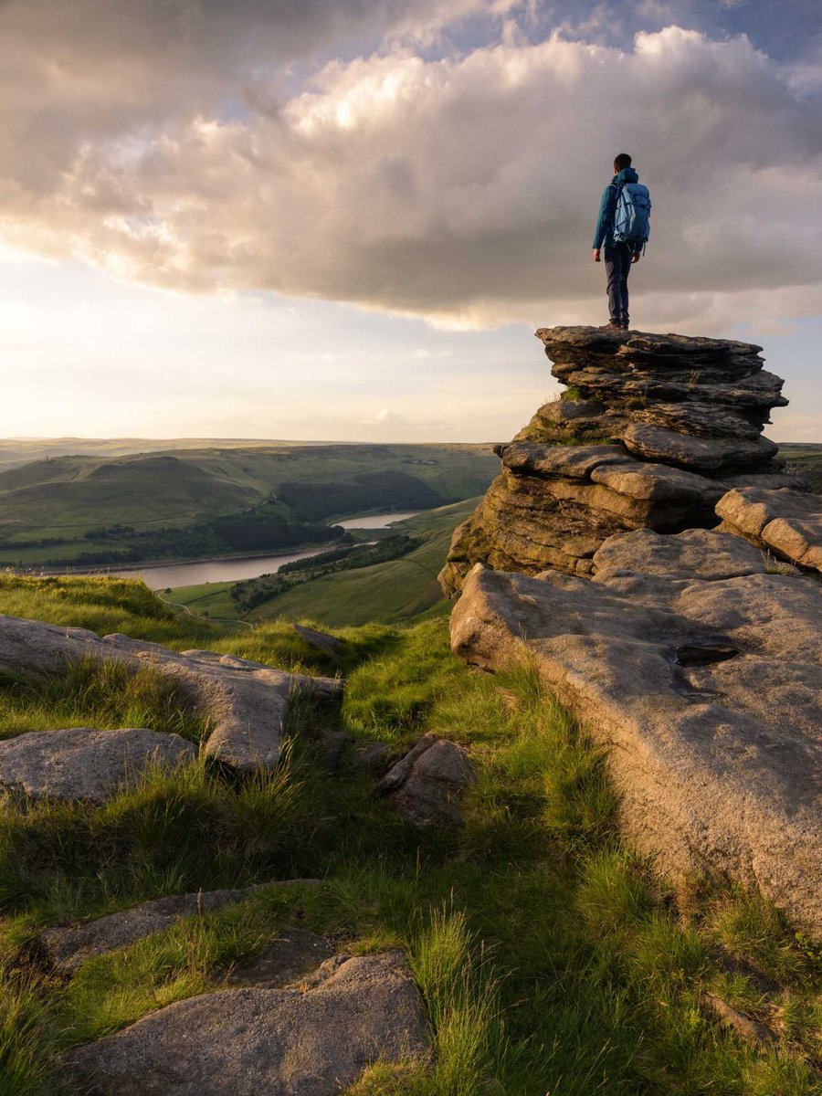 Happy Earth Day! 🌍 Today is the perfect opportunity to reconnect with nature and explore the beautiful green spaces surrounding Manchester. Here are some of our top picks for parks and walking trails: buff.ly/4aAMBGN