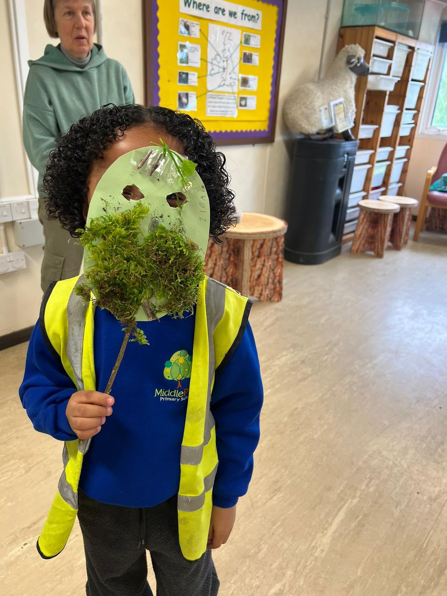 Year 1 have had great fun today at Woodlands Farm merting lots of animals and creating our own nature masks. We LOVE spring. @woodlandsft