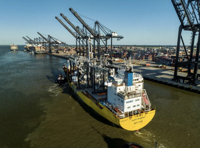 Port Houston exceeds 1 million TEU mark in first three months of 2024 #PORTHOUSTON bit.ly/3Uq79fx