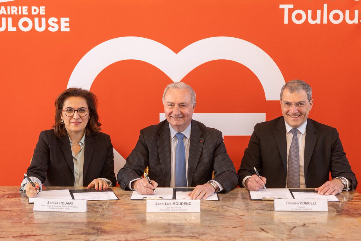 @Airbus et le @ToulouseFC rejoignent, à leur tour, notre contrat de ville ! Notre partenariat est la preuve que la qualité de vie dans nos quartiers est l’affaire de tous. Chacun s’engage pour faire de Toulouse Métropole un territoire où l’égalité des chances et des opportunités…