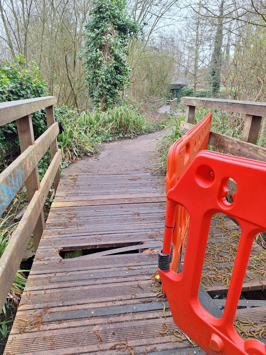 A stitch in time saves nine! This bridge was reported weeks ago, the damage is now worse - a real health &safety issue - the barriers have been thrown into the watercourses several times. @lpool_LSSL #FestivalGardens @lpoolcouncil Any chance of getting it fixed?