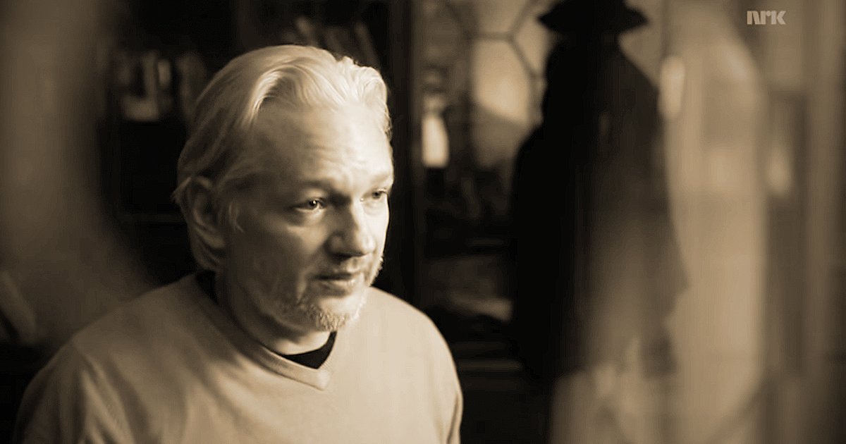 'If you expose the interests that are driving war, they will come after you, they will put you in prison, and they will try to kill you.' - Stella Assange Support the film here: gofund.me/55f992e2 #FreeAssangeNOW