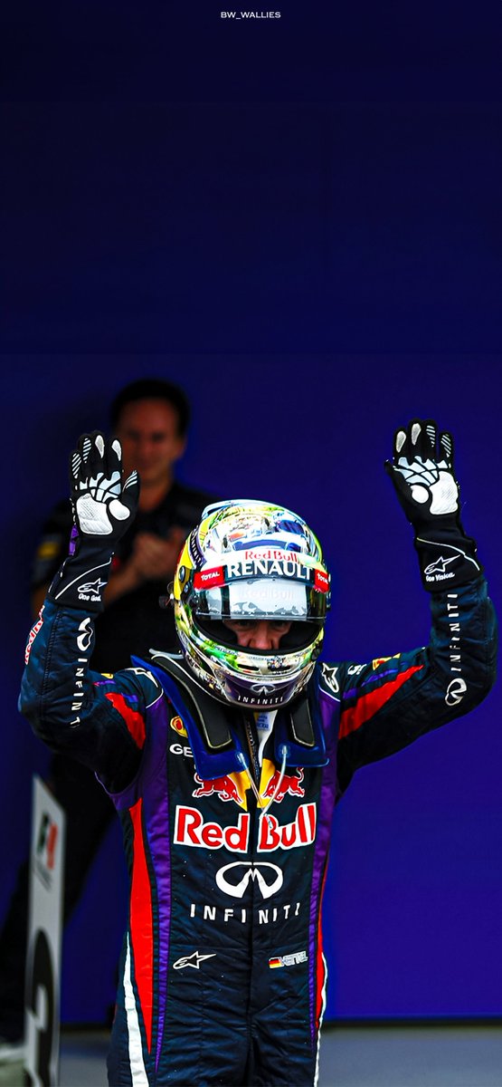 #Wallpapers └📂#Formula1 └📂9 Consecutive wins 🥇 └📂Sebastian #Vettel 🇩🇪