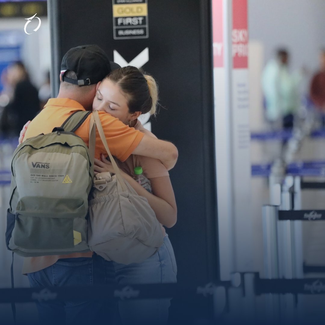 Un lunes en @tocumenaero 🤩 somos el punto de conexión a tu destino favorito y a tus personas favoritas 🥰⁠ ⁠ ¡Les deseamos un excelente viaje a todos nuestros pasajeros! ✈️⁠ ⁠ #LaPuertaDeLasAméricas⁠ #AeropuertoDeTocumen⁠ #CambiamosPorTi