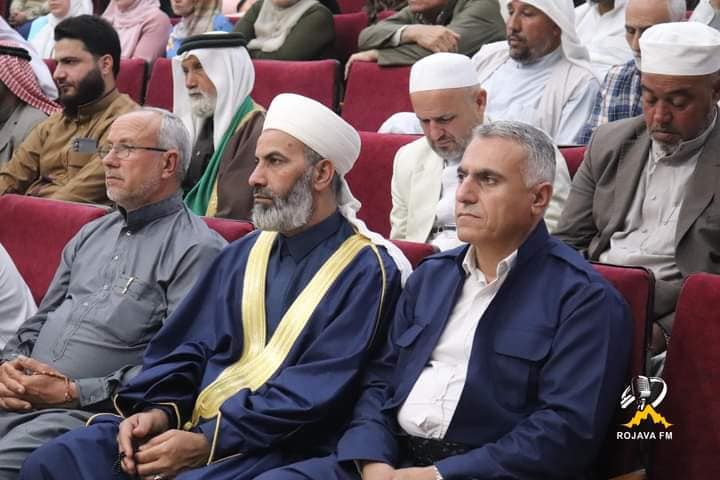 starkongra1's tweet photo. نظم مؤتمر الإسلام الديمقراطي ندوة في قامشلو حول الدين و منظور عبدالله أوجلان.
وتحدثت عضوة العلاقات الدبلوماسية لمؤتمر ستار روكن أحمد عن موضوع المرأة في الإسلام.
#AbdullahOcalan
#Freedom4Ocalan
#DemocraticIslam https://t.co/lkHPrnMnHL
