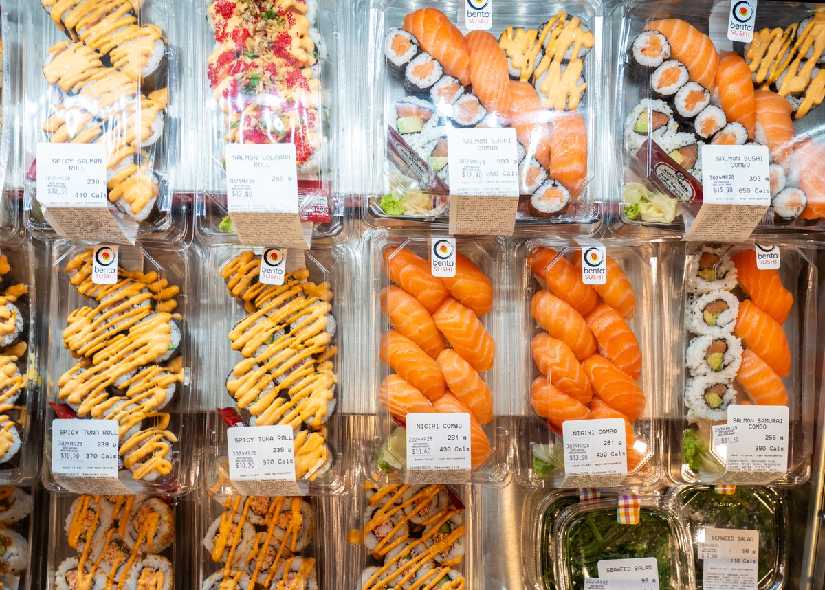 Need a quick, tasty bite? Lucy's in Somerville House has delicious sushi perfect for your on-the-go days. 📅 April 22–26 ⏰8 a.m. – 6 p.m. @WesternU #WesternU