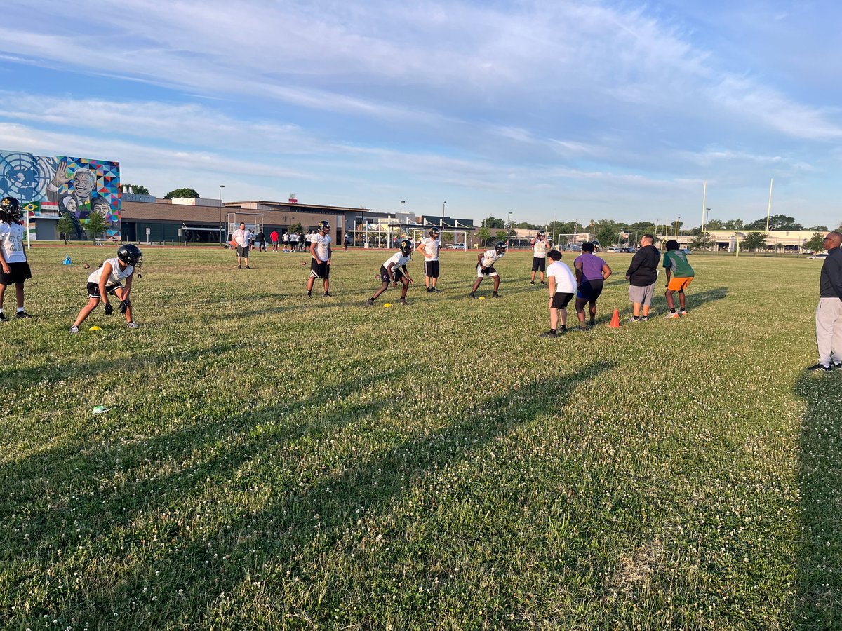 Day 1 in the books for 2024 spring practice! It was great to be back out on the field again! #WTD