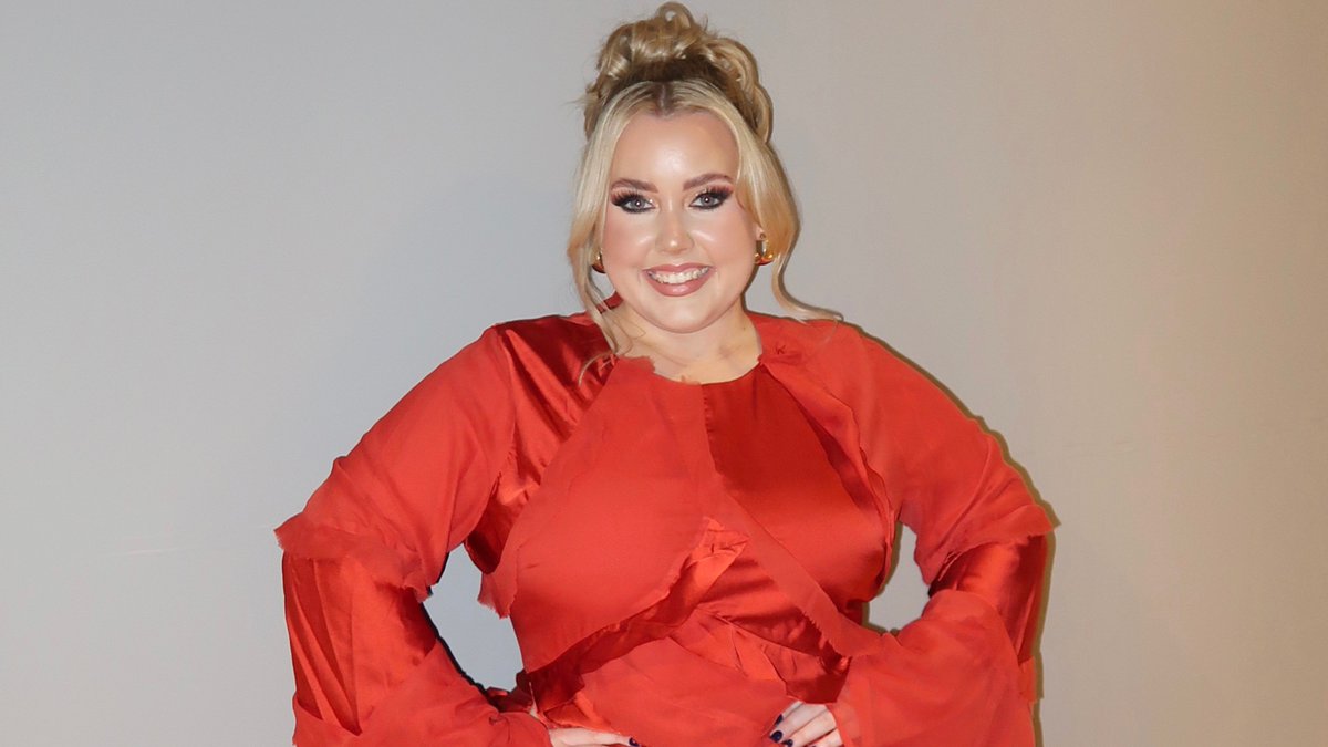 😘 TikTok star, comedian and presenter Charley Marlowe is the voiceover artist for I Kissed a Girl! Catch up with Charley as she reveals more about the new @BBCiPlayer & @bbcthree series that starts with a kiss... 👀 More➡️ bbc.in/44dCndc