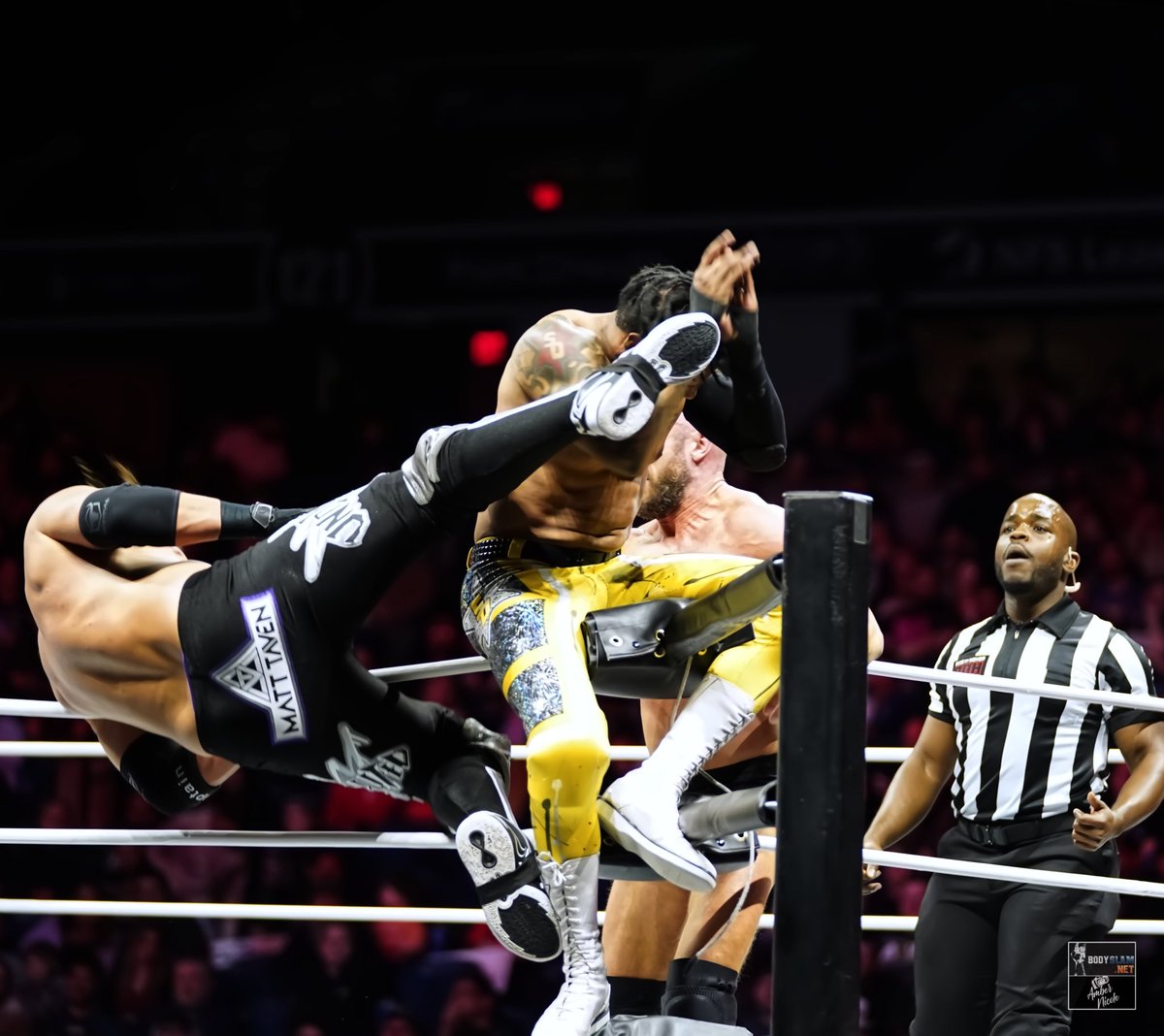 AmberNicoPhoto's tweet photo. The undisputed kingdom vs. The Infantry at ROH in Worcester, MA #aew #aew #aewdynamite #aewrampage #theinfantry #carliebravo #shawnsean #matttaven #mikebennett #undisputedkingdom #aewcommunity #ringofhonor #allelitewrestling #allelitewrestlingnews #wrestling #wrestlingmedia #wrestlingfan #wrestlingfans #femalephotographer #digitalphotography #ambernicophoto #ambernico #sony #boston #gothgirl #massachusettsphotographer #worcester