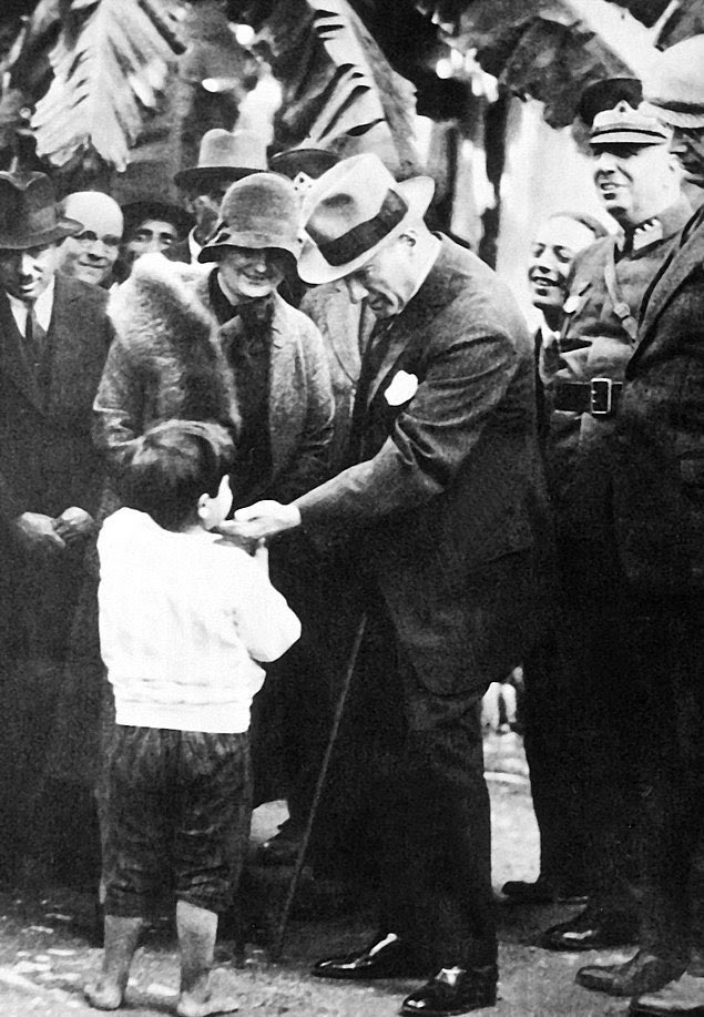 “Çocuklar geleceğimizin güvencesi, yaşama sevincimizdir. Bugünün çocuğunu, yarının büyüğü olarak yetiştirmek hepimizin insanlık görevidir.” Türkiye Büyük Millet Meclisi’nin açılışı ve Ulu Önder Mustafa Kemal Atatürk’ün çocuklara armağan ettiği, 23 Nisan Ulusal Egemenlik ve Çocuk…