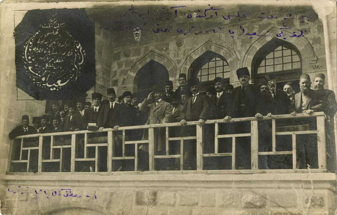 1920年4月23日　アンカラにてトルコ大国民議会が発足　国民主権の確立が歴史に刻まれる　祝104周年🎊㊗️🎊