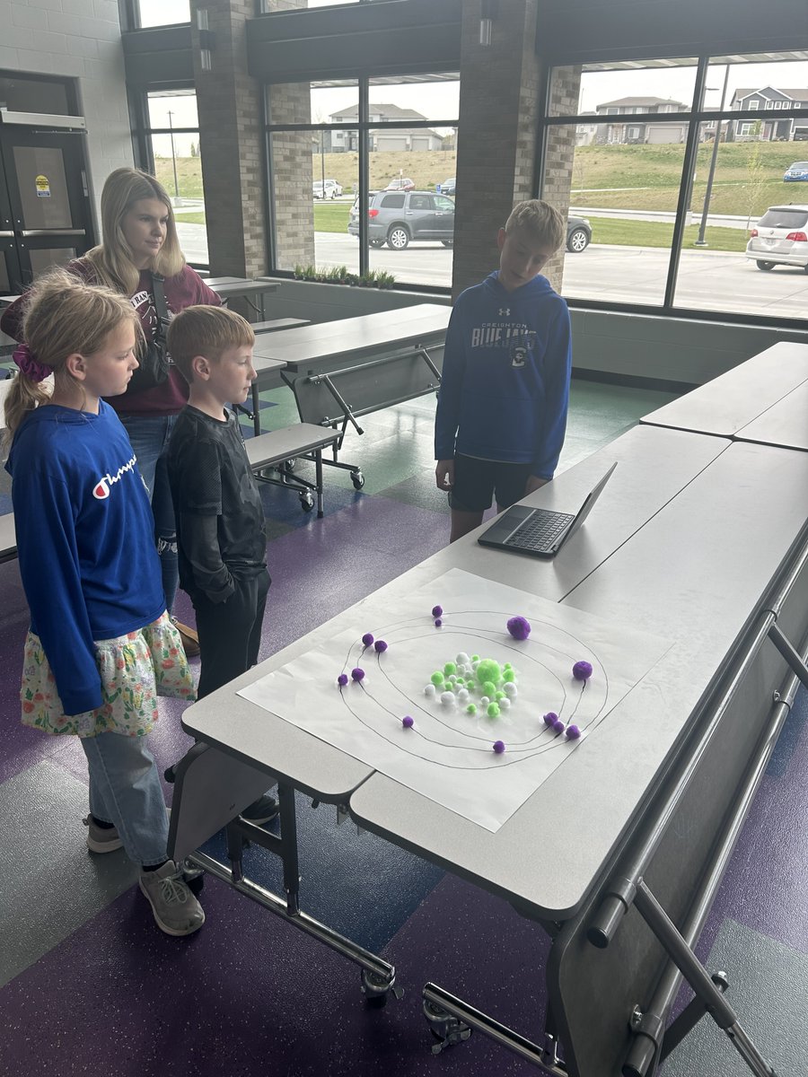 The Stratford 5th grade HAL students did a wonderful job sharing their Element Museum projects today.  #WeAreBPS #WeAreSE