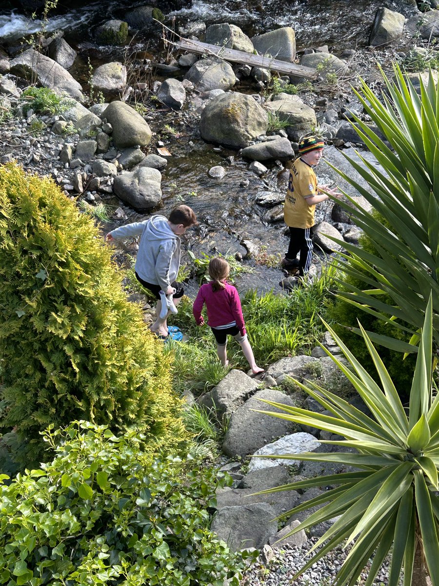 #happyearthday🌎 ❤️ 👦🏻 👧🏼 🧑🏻‍🦰 #llanfairfechan #conwy