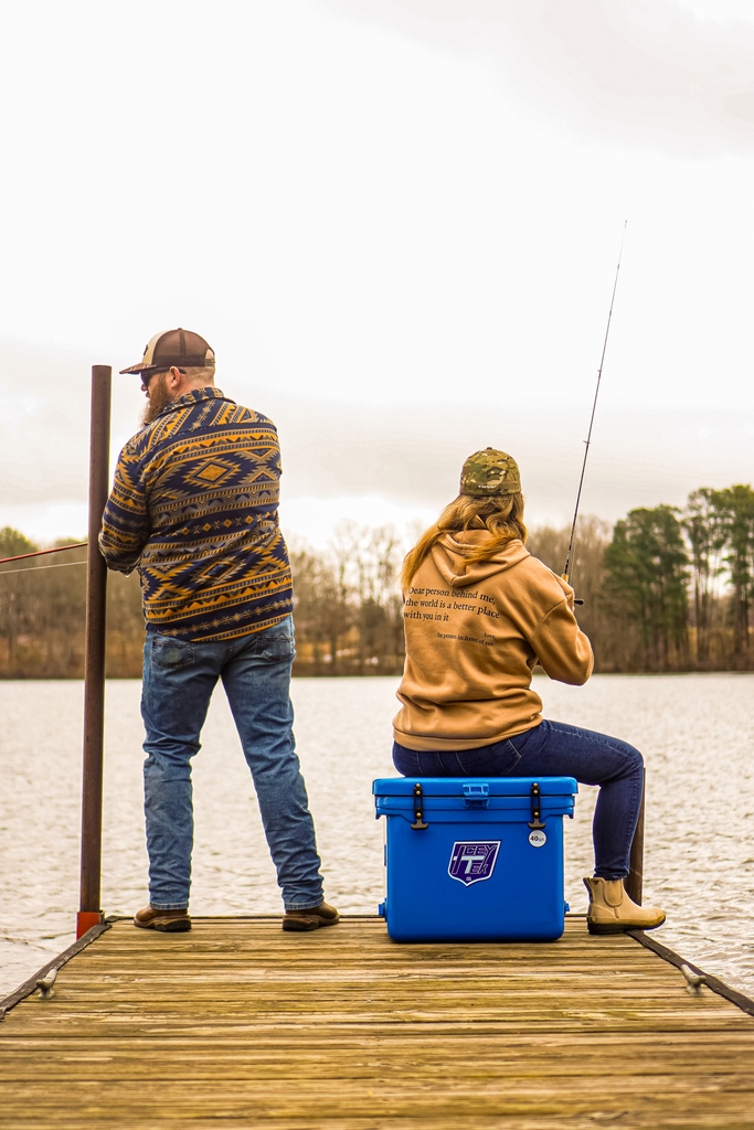 Is anyone else up for some fishing after work? That's what we're thinking about and planning to do! 

#fishingtime #readyforagoodcatch