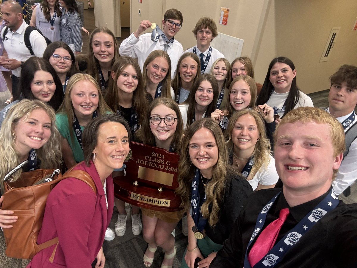 State champs!! #proudcoach #4peat <a href="/YutanChieftains/">Yutan Public Schools</a>