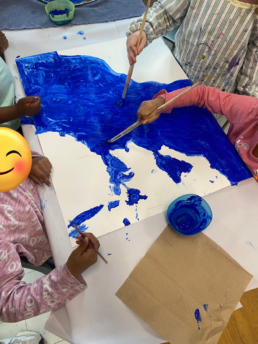 StAgnesfdkrm112's tweet photo. Earth day mural art collaboration! https://t.co/V2kVQ071a8