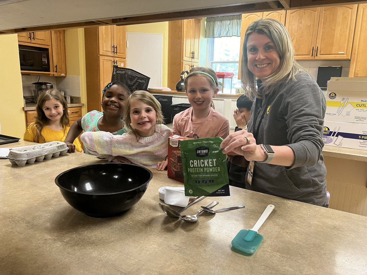 TatnallLS's tweet photo. This afternoon we continued to “rethink” how to make better choices for our earth.  We made cricket brownies, upcycled instruments, vermicompost, &amp; Andy Goldsworthy art. 
#TatnallLower #TatnallScience #TatnallCuriosity https://t.co/vKRH0fMt5h