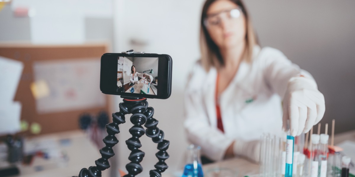 Do you want to be featured in the next ASM membership video? Send us footage of you & your colleagues doing cool things in the microbial sciences! iPhone or similar video clips are just fine. Send your 30 second clip to communications@asmusa.org by May 3 to be considered!