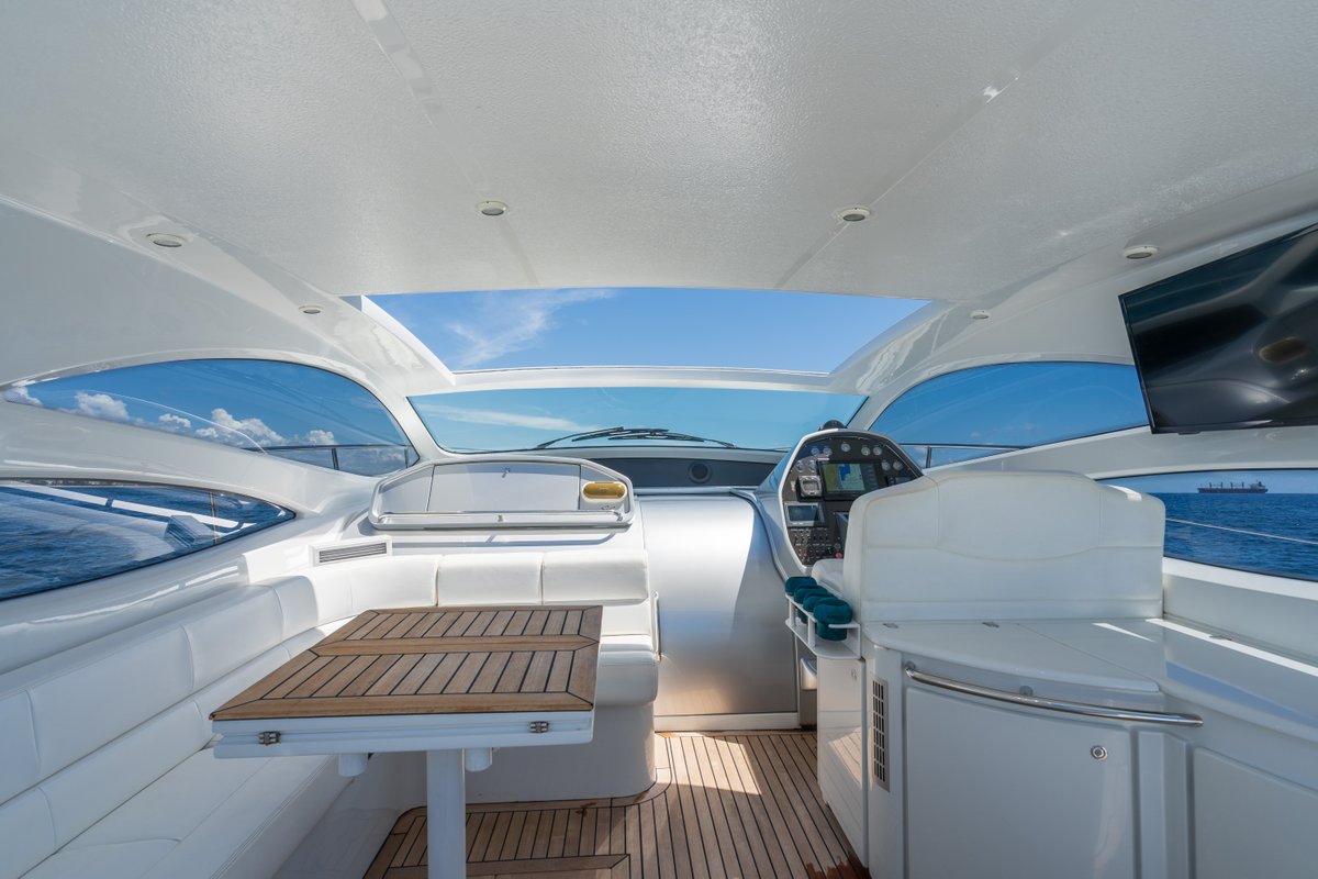 Experience true luxury on the water with the impeccable craftsmanship and timeless elegance of the 2005 50' Pershing Veronique. Contact us for further details on purchasing this 50' Pershing: sales@yachtsblue.com
hubs.ly/Q02tGJyK0

#YachtLife #Pershing #YachtsBlue