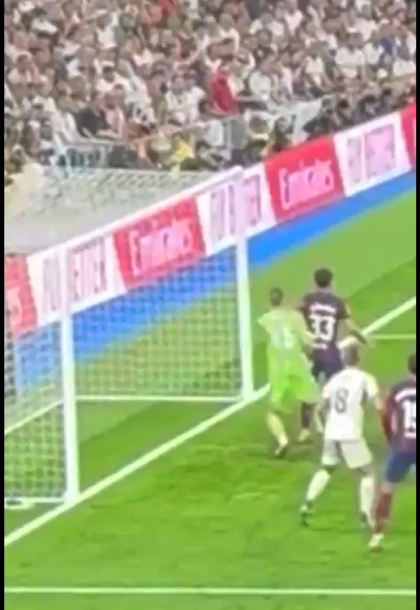 diazpablo23's tweet photo. @SrNaninho @jotajordi13 Y offside https://t.co/WtHFNnykGE