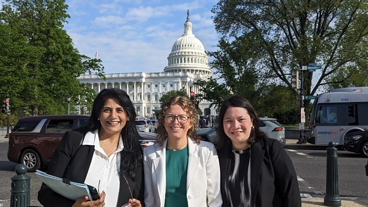 ASNKidney's tweet photo. On 4/19, #KidneyAdvocates met in DC to encourage ⬆️ funding for the @HRSAgov Organ Transplantation Program to implement the Securing the US OPTN Act.

Join in: https://t.co/72Eu6ocW7L

@MichelleJTx @KristaLentine @rhiruns @VineetaKumar8 @KidneyBea_n @RachelPatzerPhD @KidneySW https://t.co/rcUs95E9Or