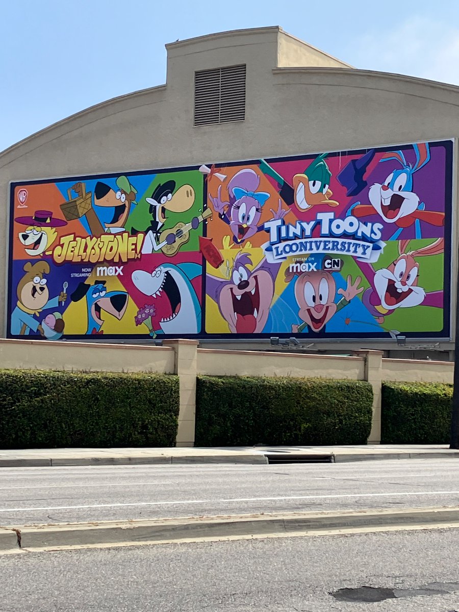 I had to stop and get a snap of this wonderful Jellystone x Tiny Toons billboard at WB studios! I worked on both these shows and LOVE how they turned out! Watch them on @StreamOnMax!