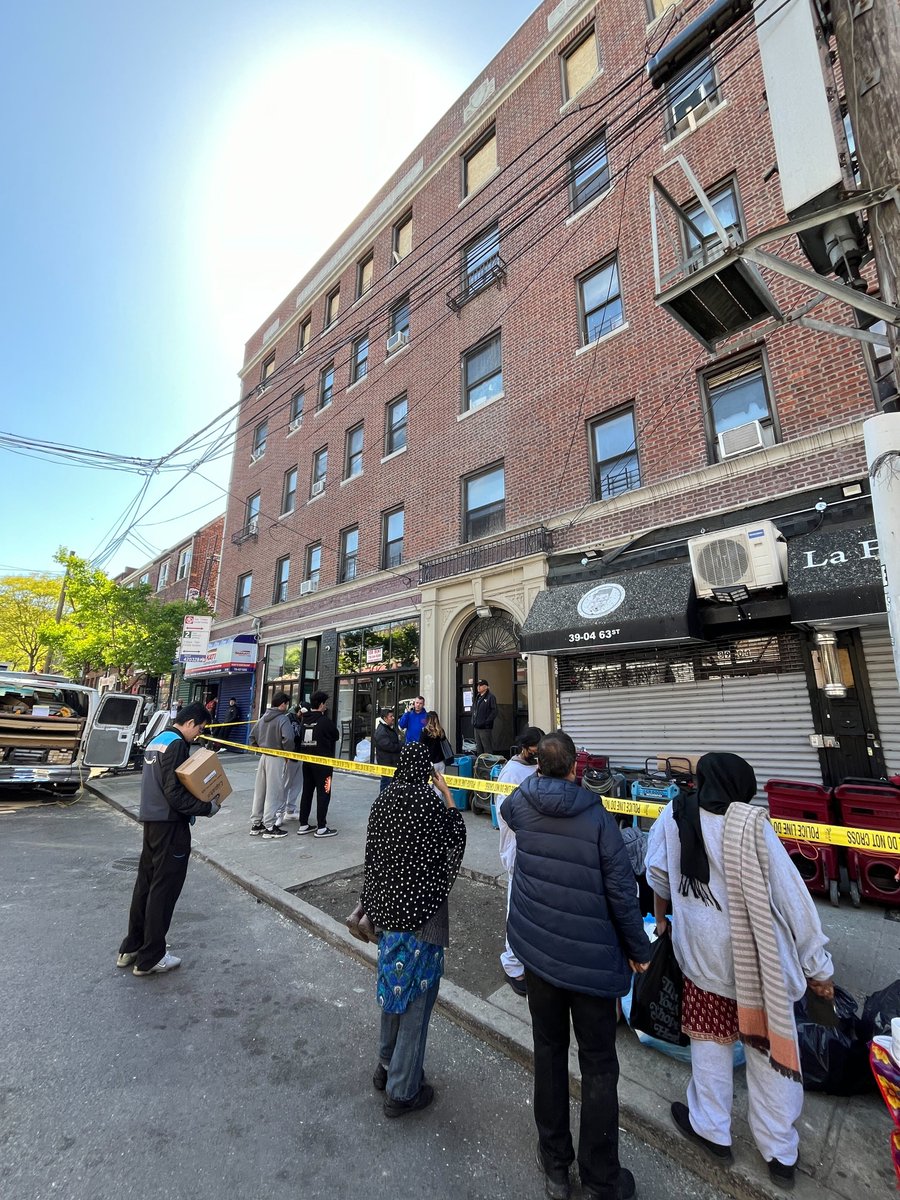 My team and I are currently at the site of an apartment fire that started at 3:15 a.m. on 63rd Street in Woodside. FDNY put out the fire by 7 a.m. and DOB issued a full vacate order of the premises. Two residents had minor injuries and one resident sustained moderate injuries.